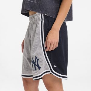 New York Yankees Sport Classics Women's Shorts