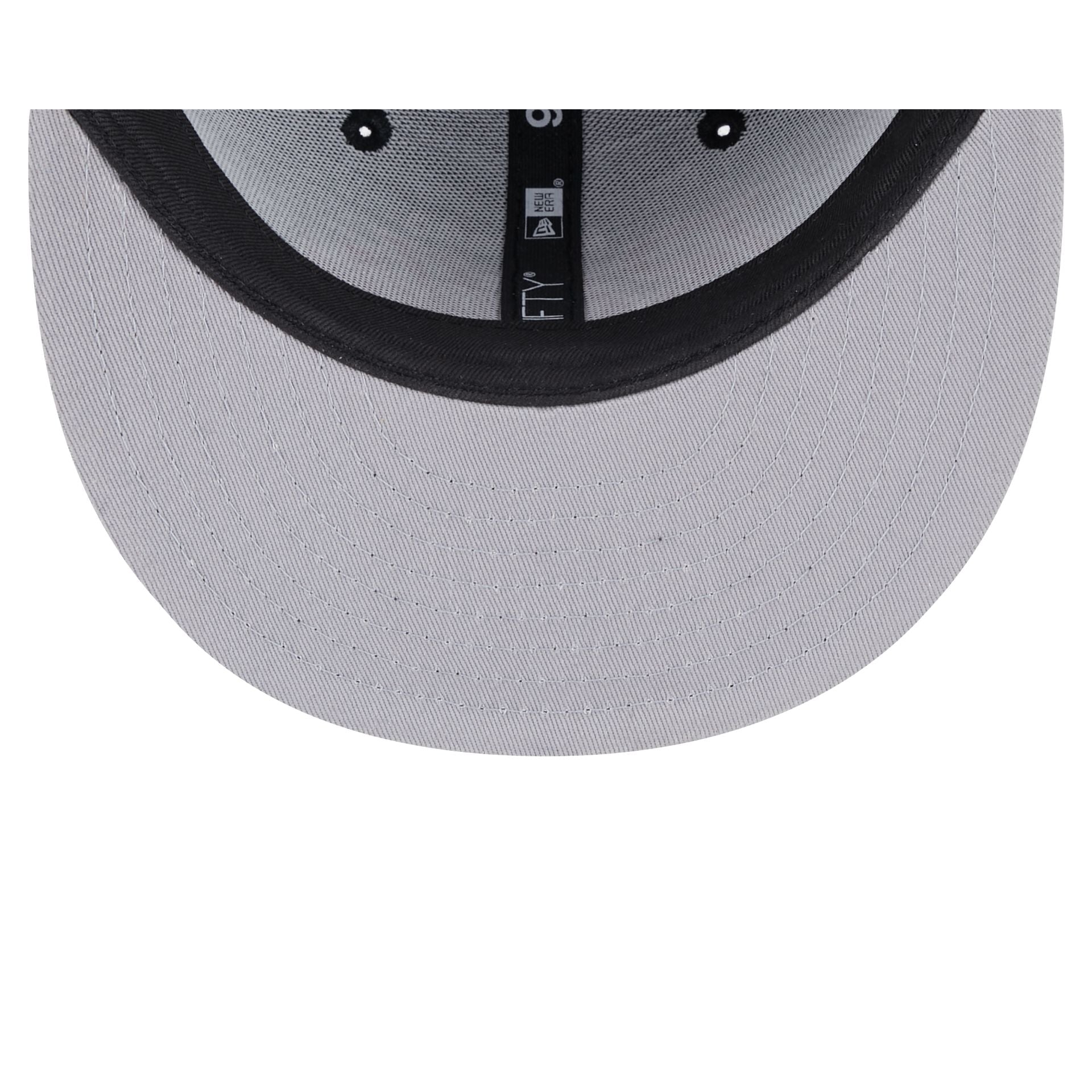 Chicago Bulls Script Kids 9FIFTY Snapback Hat - Image 7