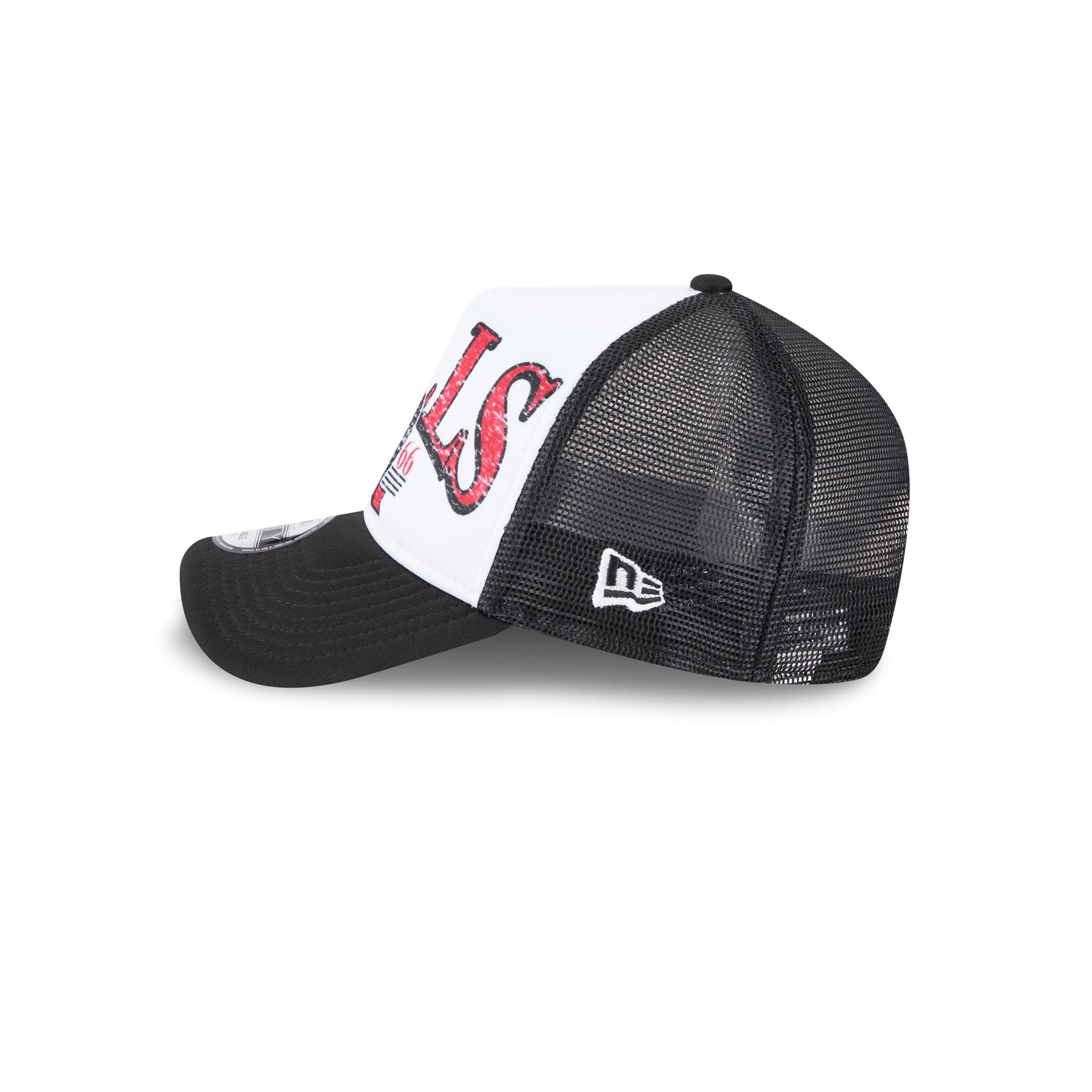Chicago Bulls Distressed 9FORTY A-Frame Trucker Hat - Image 4