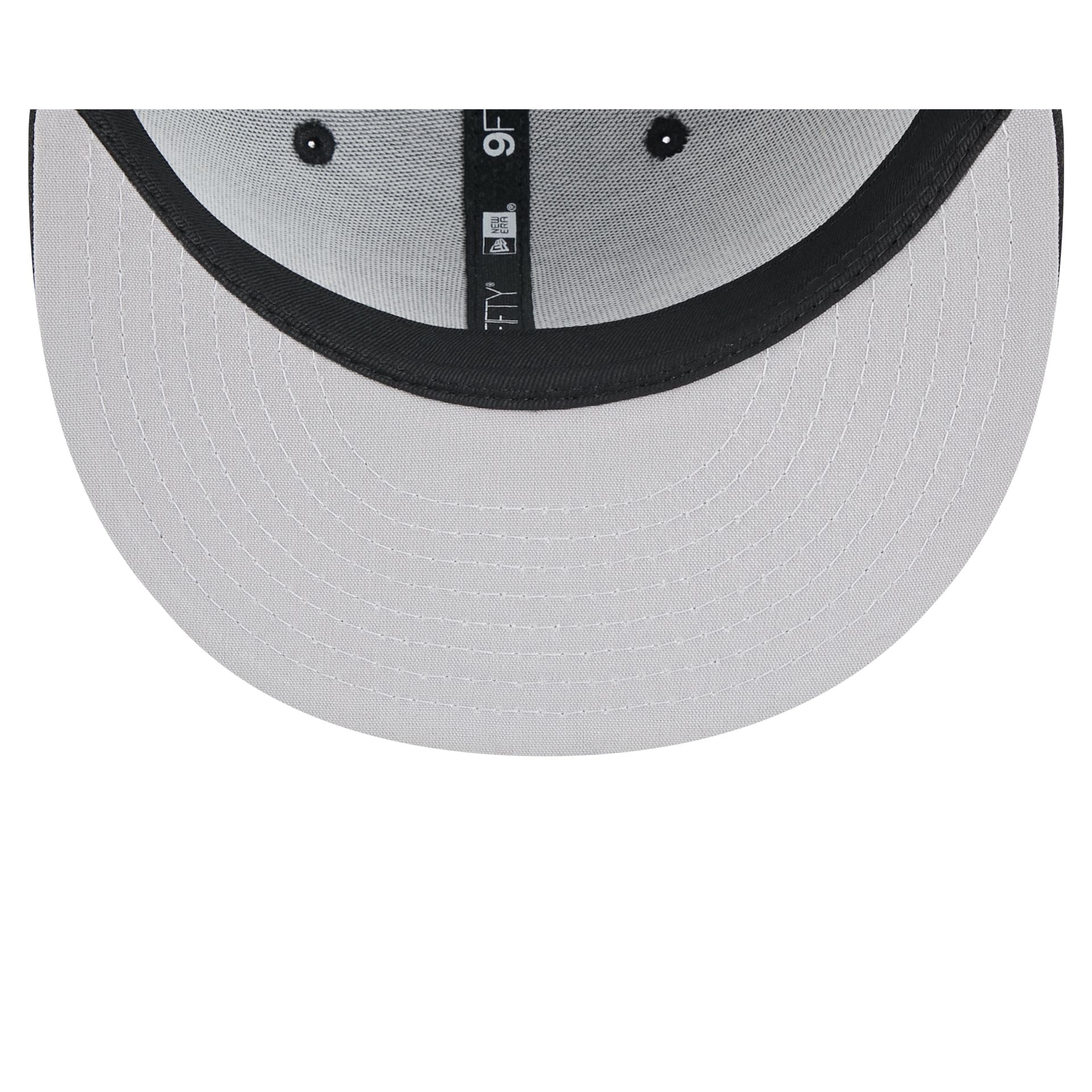 Chicago Blackhawks Black 9FIFTY Trucker Hat - Image 7