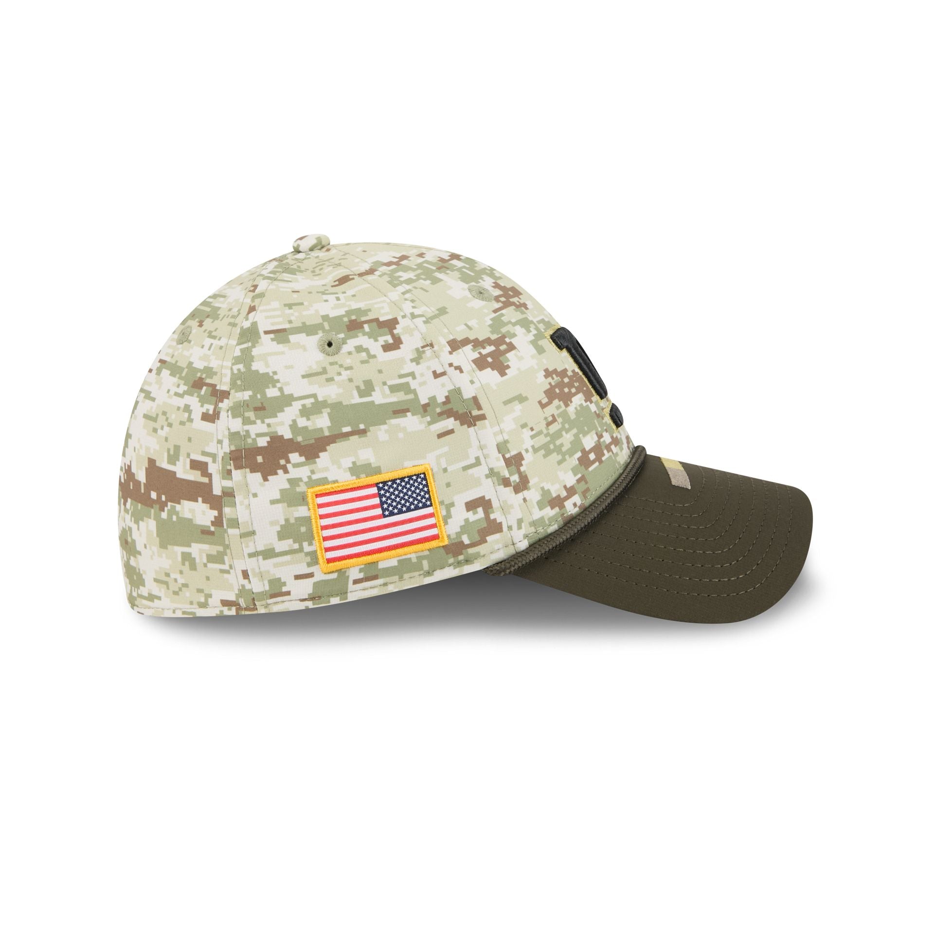 New York Giants 2025 Salute to Service Digi Camo 39THIRTY Stretch Fit Hat - Image 4