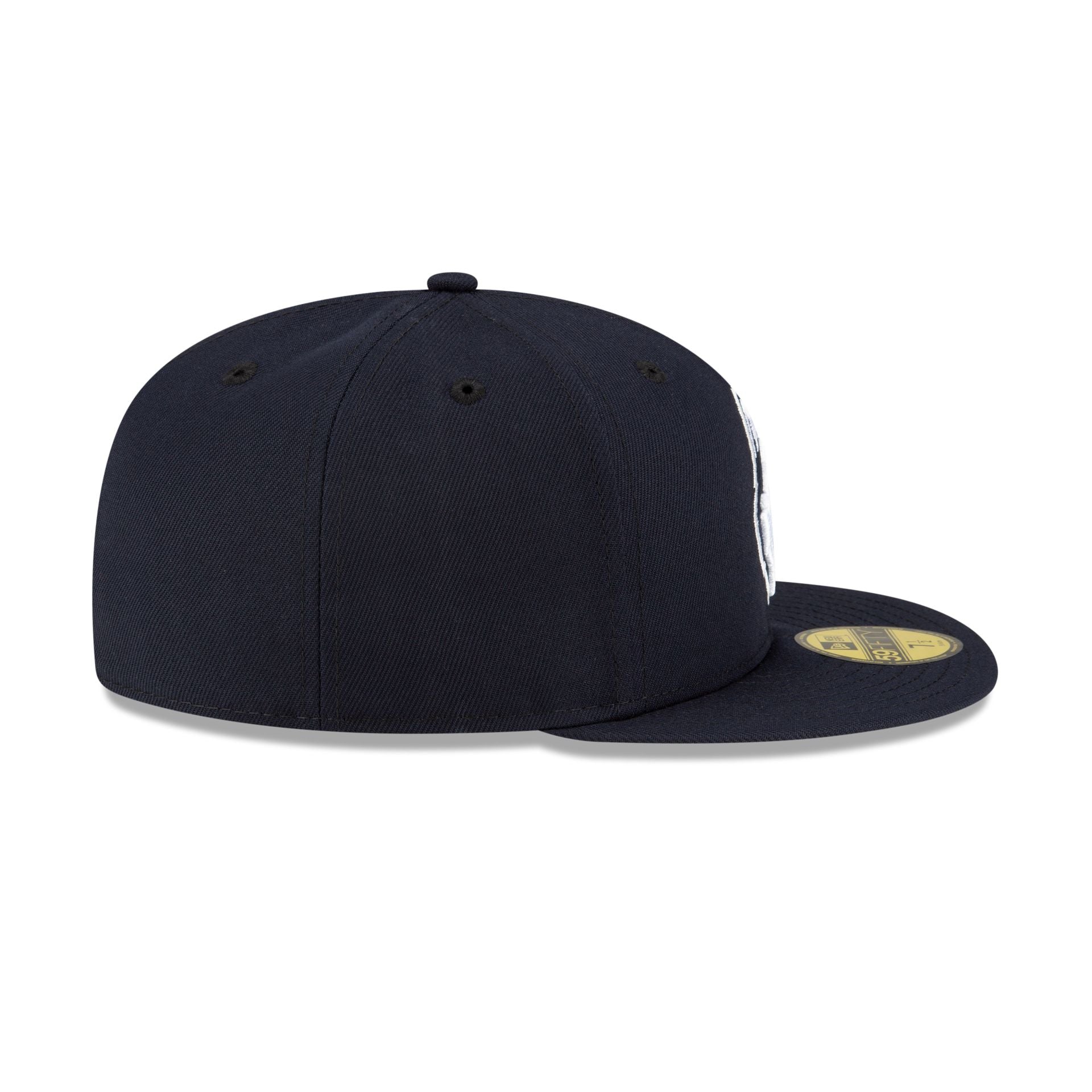 Connecticut Huskies 59FIFTY Fitted Hat - Image 5