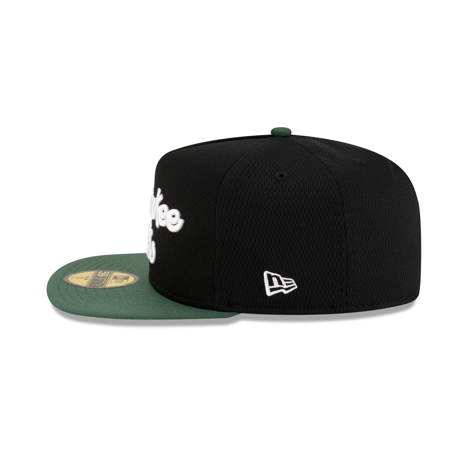 Milwaukee Bucks Dashmark Mesh 59FIFTY A-Frame Fitted Hat - Image 4