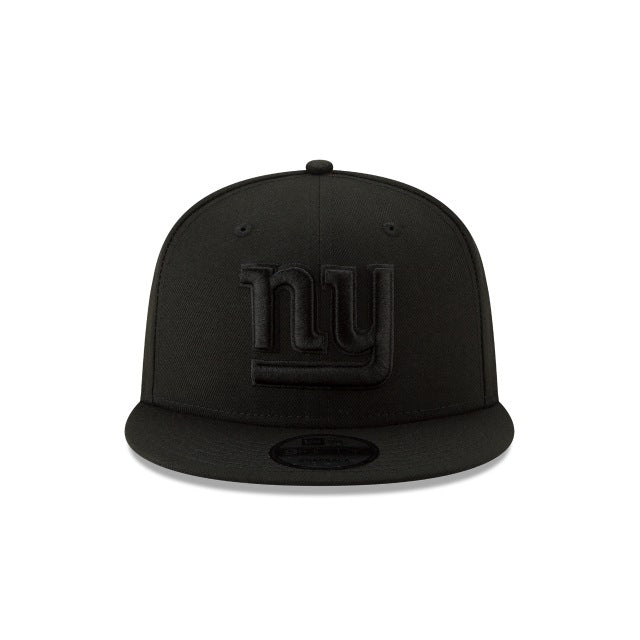New York Giants Basic Black On Black 9FIFTY Snapback Hat - Image 2
